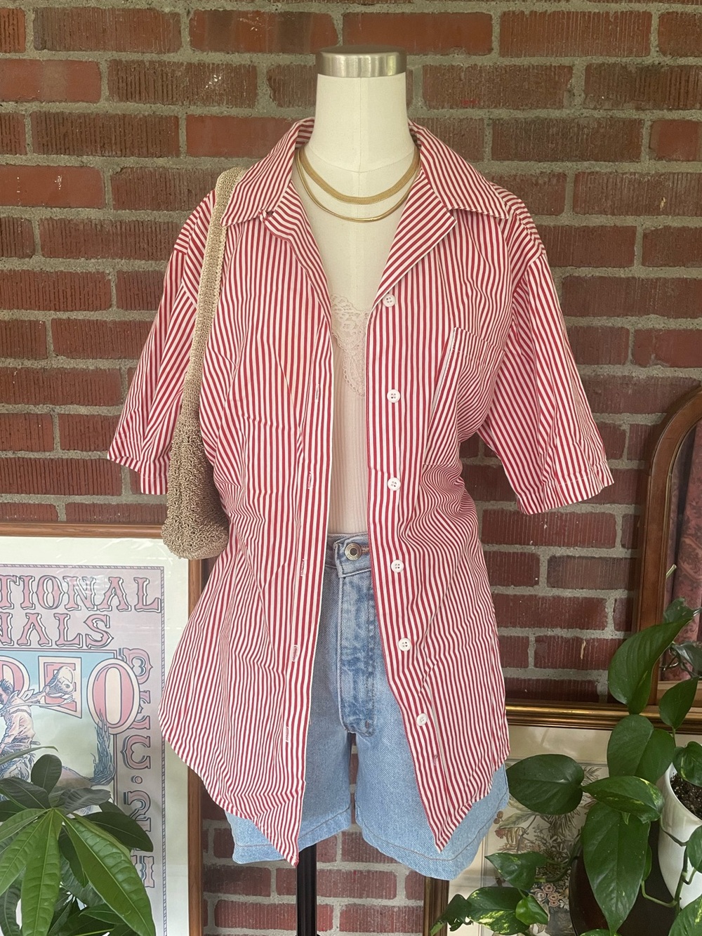 Vintage Red and White Striped Short-Sleeve Button-Up Shirt